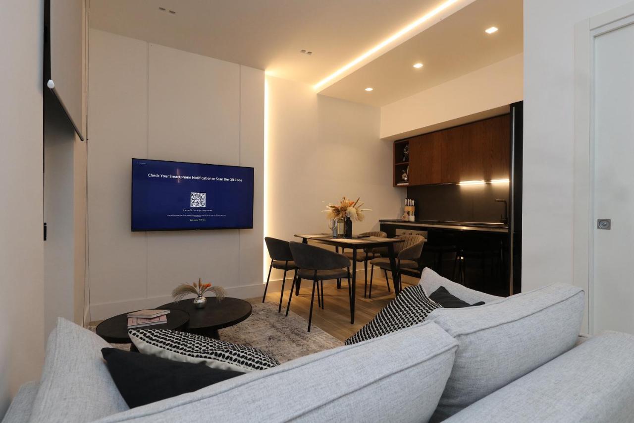 Luxurious And Posh In Historical Centre Apartment *