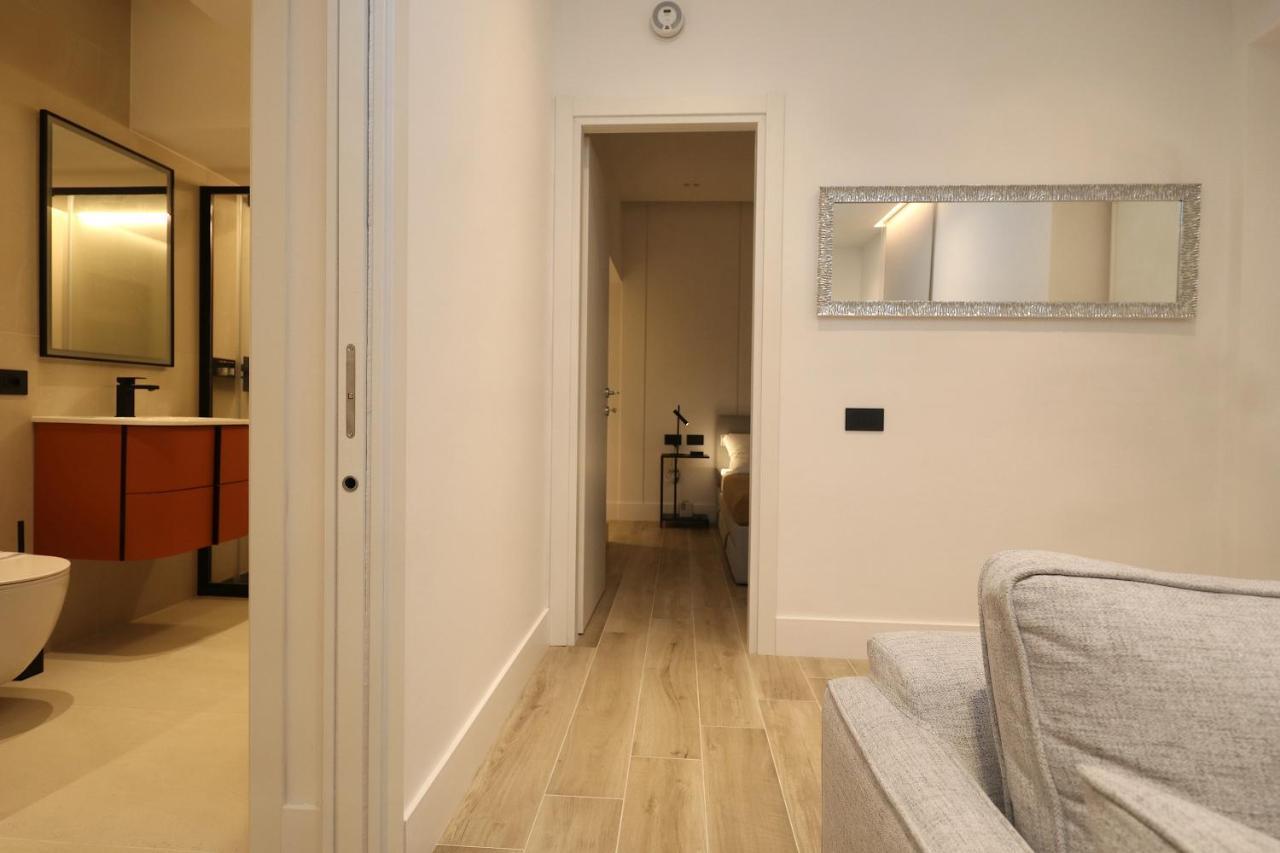Luxurious And Posh In Historical Centre Apartment